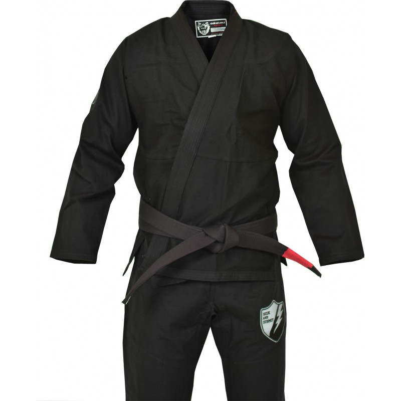 OKAMI Fightgear BJJ Gi SAS Black OPS Schwarz Limited Edition Jiu Jitsu T-Shirt und Mesh-Rucksackbeutel Herren Männer BJJ Gi Kimono Jiu Jitsu Anzug für Erwachsene inkl